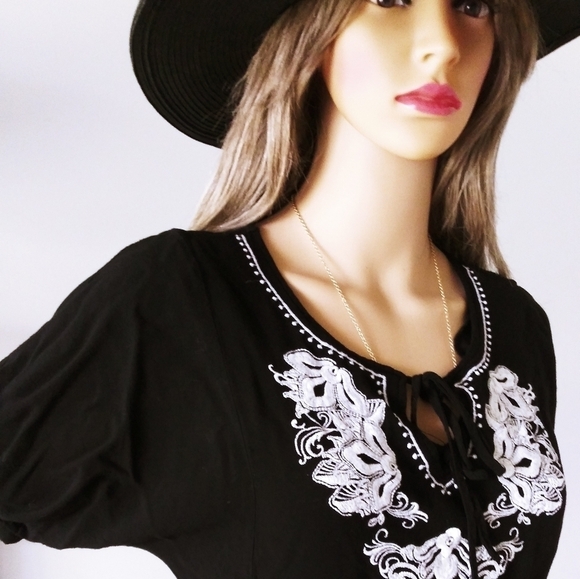 Mlle Cabrielle black summer dress embroidered boho - Picture 3 of 8